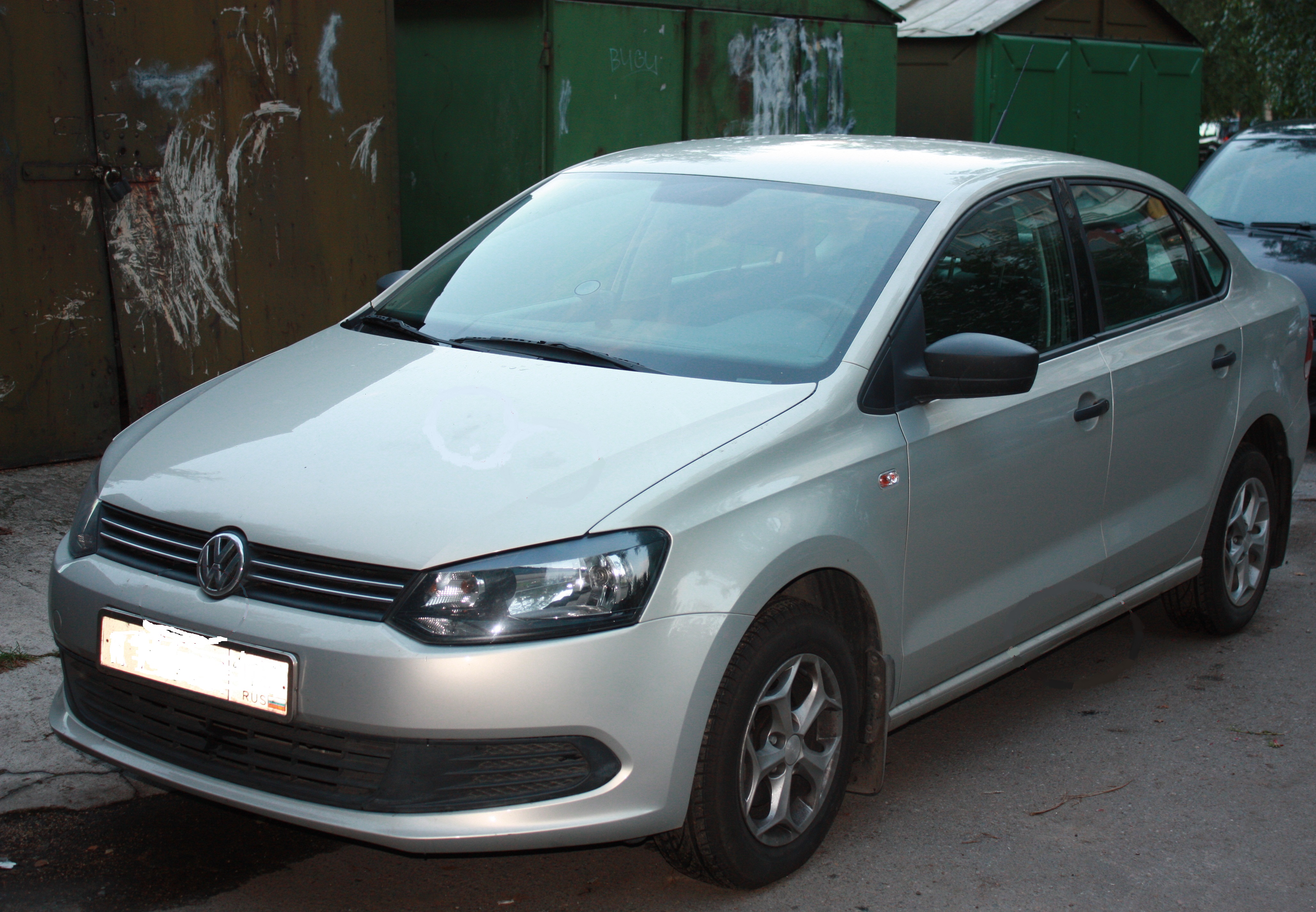 VW Polo 2011 Silver Leaf