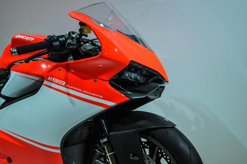 Hypermotard Ducati оранжевый