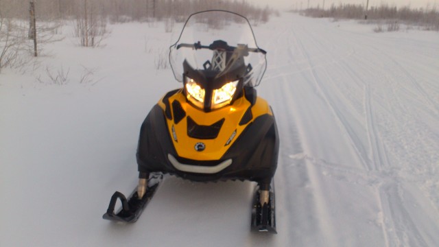 Skidoo Tundra Widetrack 550