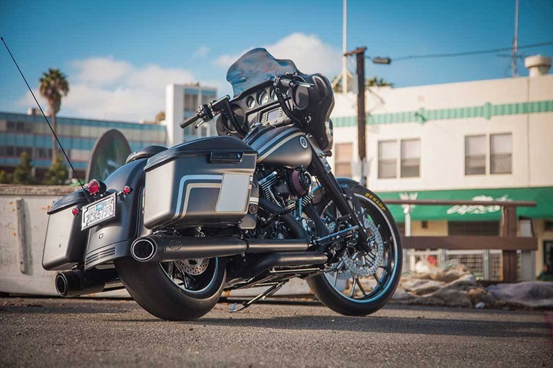 Harley Davidson Street Glide Bagger Custom