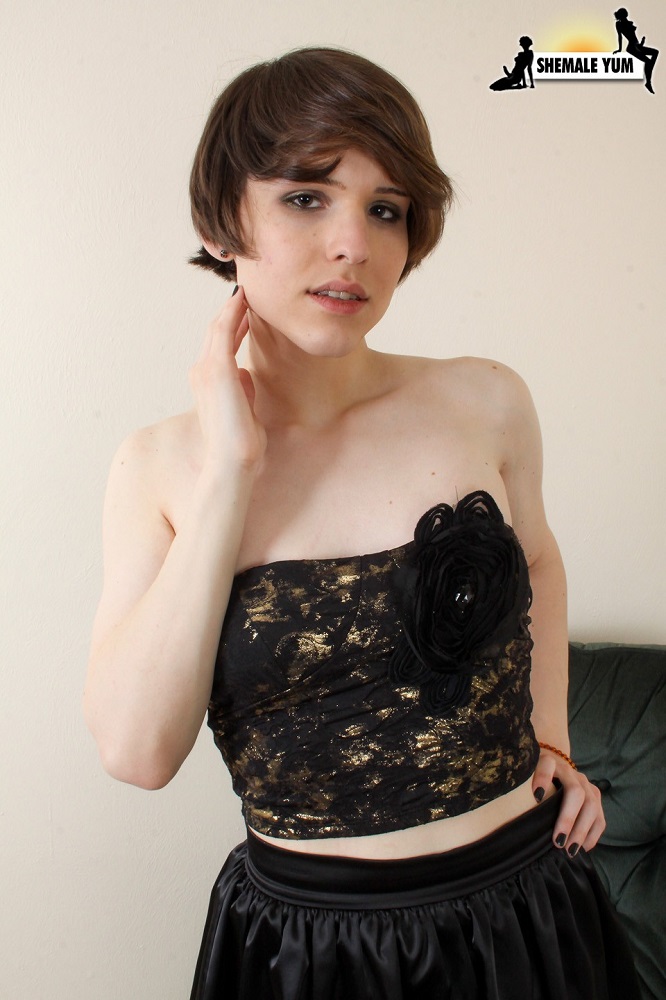 Vivian Dawn - Gorgeous & Natural Vivian