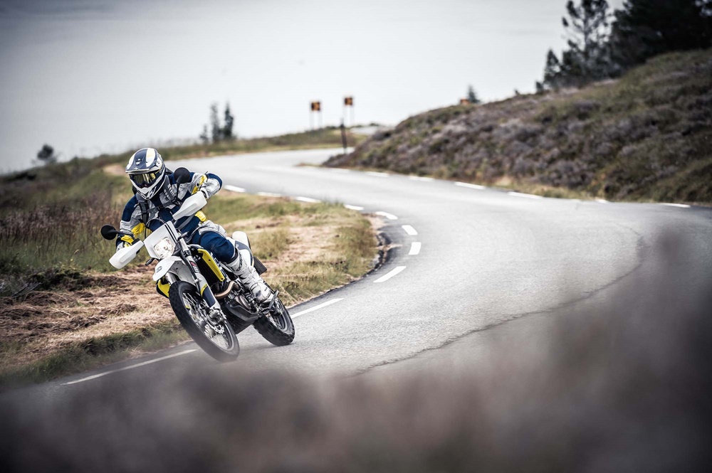 Husqvarna 701 enduro. Husqvarna 701. Эндуро Хускварна 2016. Husqvarna 701 Enduro фото.